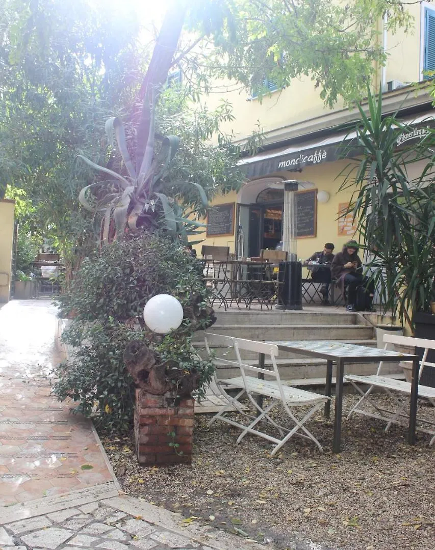 Lovely Roma B&B